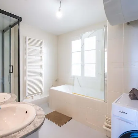 Luxury In Le Marais 120m2 باريس
