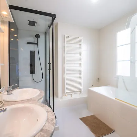 Luxury In Le Marais 120m2 Paříž